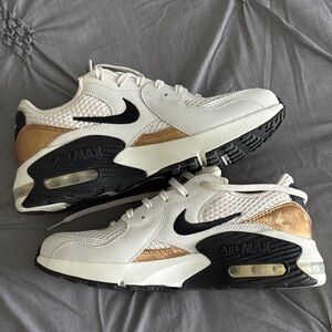 Nike Air Max White and Brown Sneakers